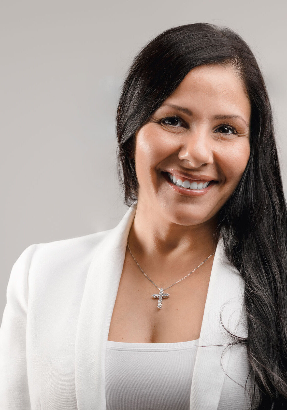 Rosemry-Otero-Realty-white-circle